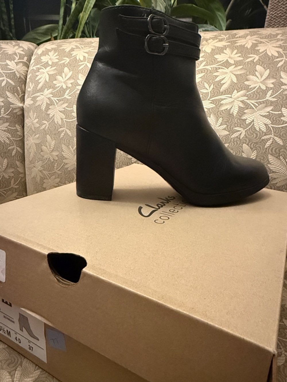 Clarks  Bayla Light Leather Buckled Dress Comfort Casual Booties worn once! 6.5